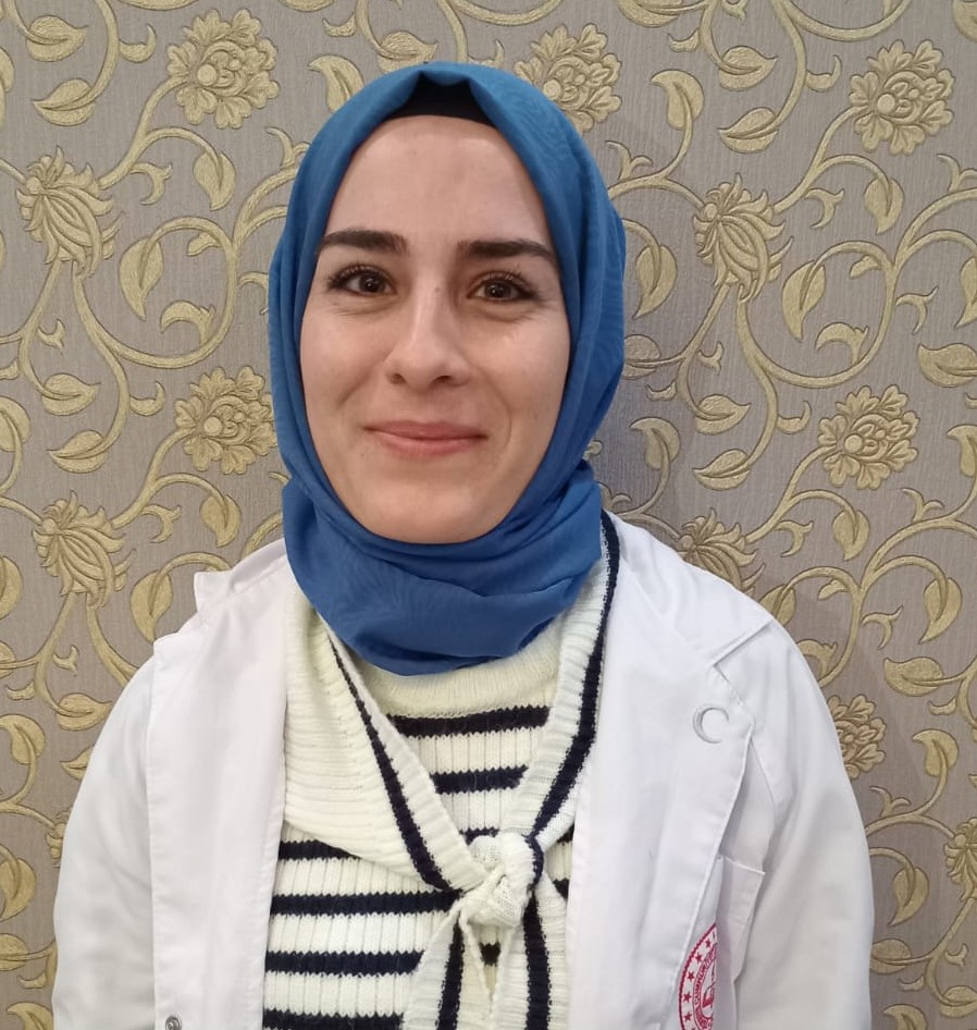 AYŞE NUR YILDIRIM - İNGİLİZCE ÖĞRETMENİ